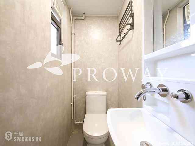Pok Fu Lam - Baguio Villa Block 25 11