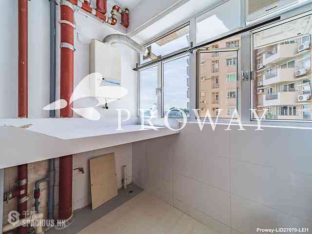 Pok Fu Lam - Baguio Villa Block 36 12