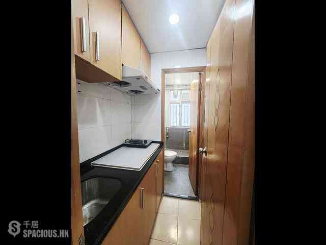 Kennedy Town - Tai Tak Mansion 05