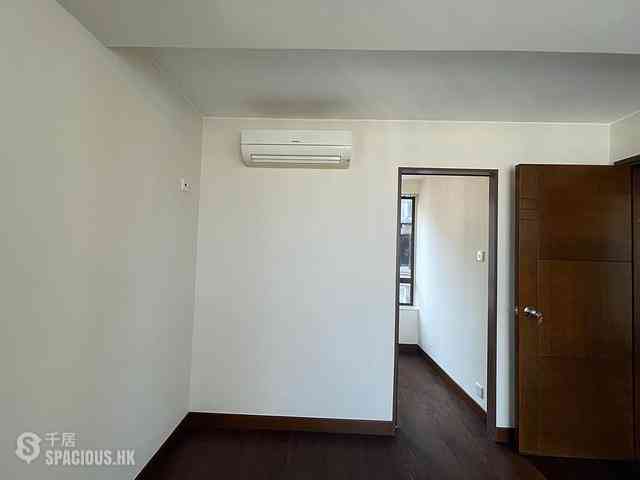 Braemar Hill - Maiden Court Block B 06