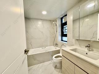 Mid Levels Central - Macdonnell House 06