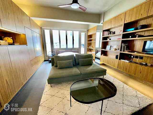 Central - 4, Shin Hing Street 01