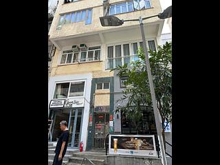 Central - 4, Shin Hing Street 03