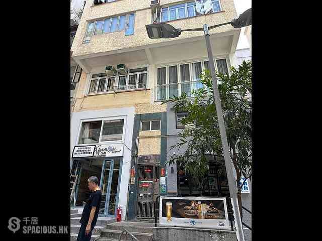 Central - 4, Shin Hing Street 03