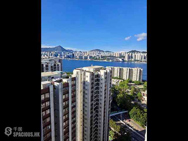 Quarry Bay - The Holborn Block A 01