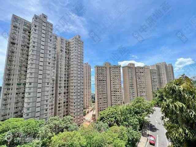 Pok Fu Lam - Baguio Villa Block 22 02