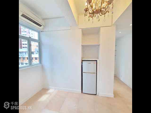 Sai Ying Pun - Ching Tak Building 06