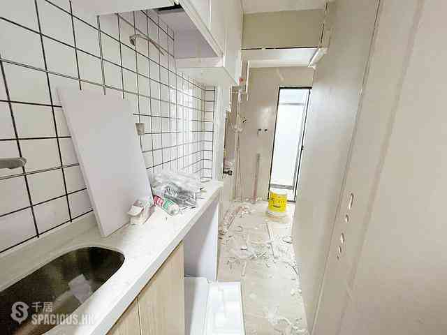 Tsim Sha Tsui - Far East Mansion 01