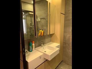 Kennedy Town - Hoi Tao Building Block B 09