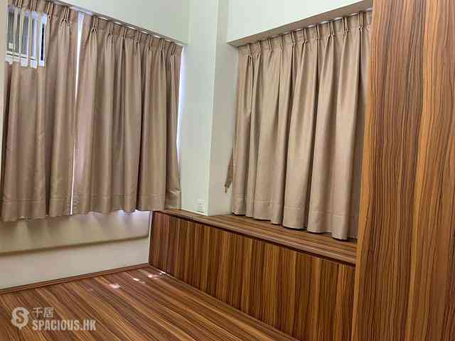 Kennedy Town - Hoi Tao Building Block B 06