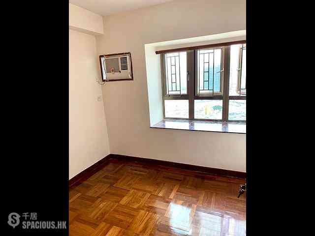 Yau Ma Tei - Prosperous Garden Block 1 15