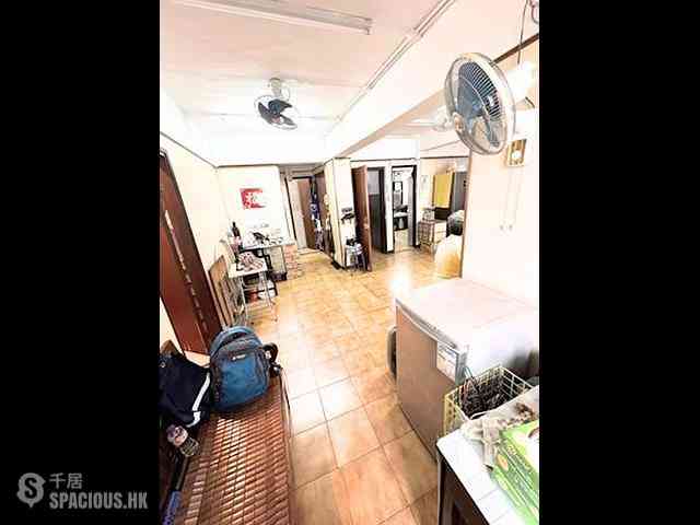 Central - 7-9, Shin Hing Street 04