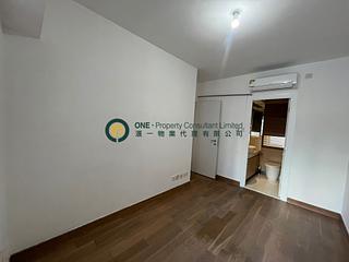 Soho - Centrestage 08