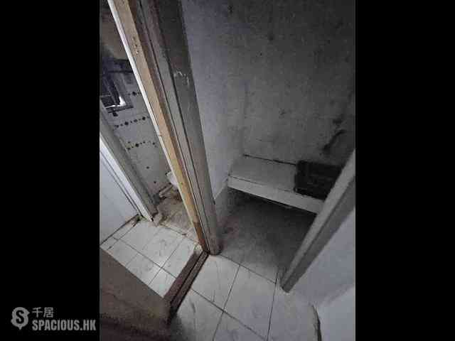 Cheung Sha Wan - Mei Kei Mansion 06
