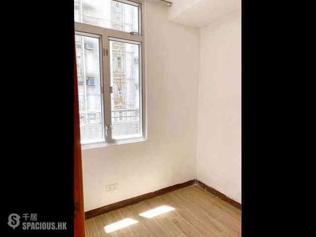 Mong Kok - 943, Canton Road 04