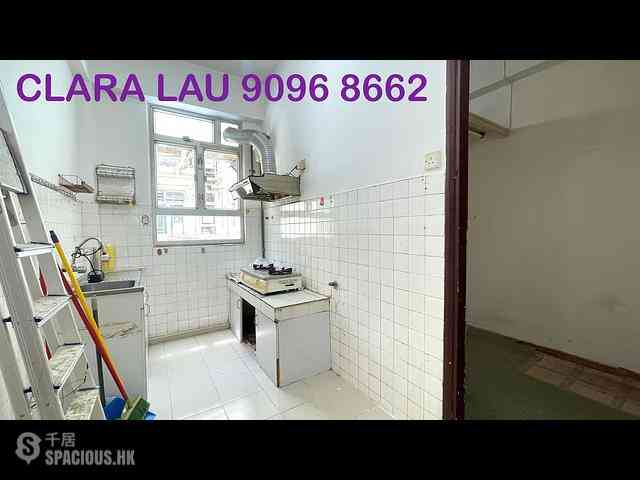 Yau Yat Chuen - 15, Fa Po Street 05