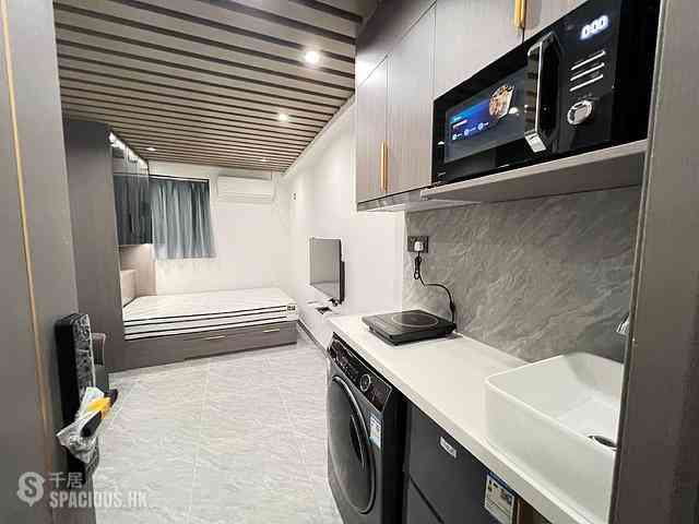 Soho - 24, Hollywood Road 01