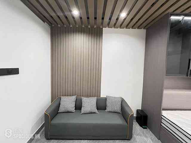 Soho - 24, Hollywood Road 04