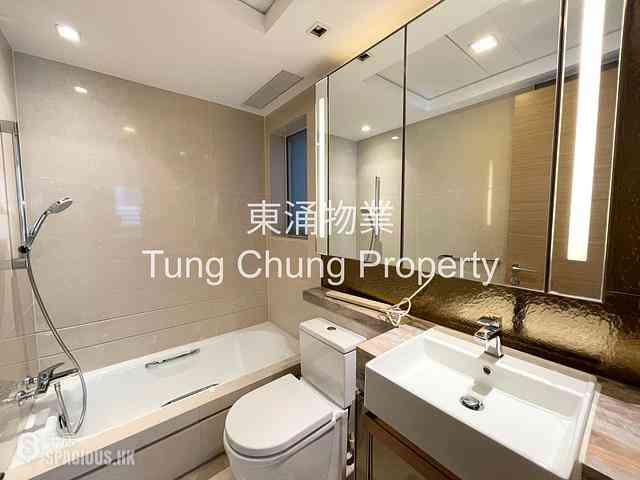 Tung Chung - Century Link Phase 1 Tower 5B 06