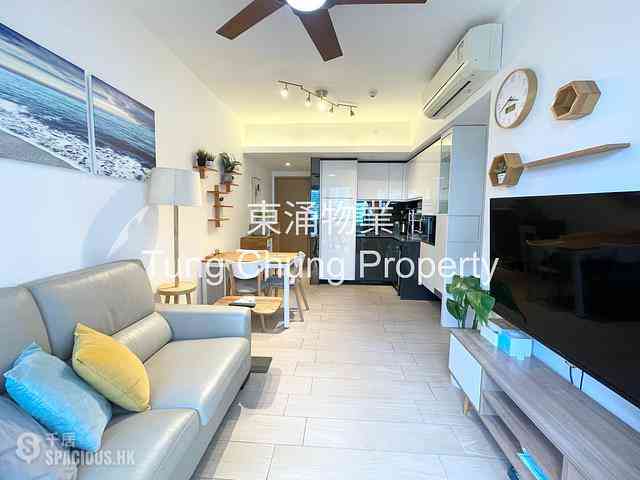Tung Chung - Century Link Phase 1 Tower 5B 02