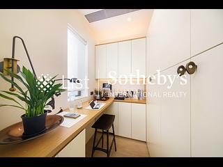 Sai Ying Pun - Island Crest 28