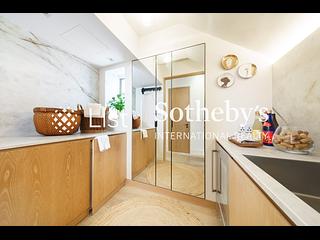 Sai Ying Pun - Island Crest 37