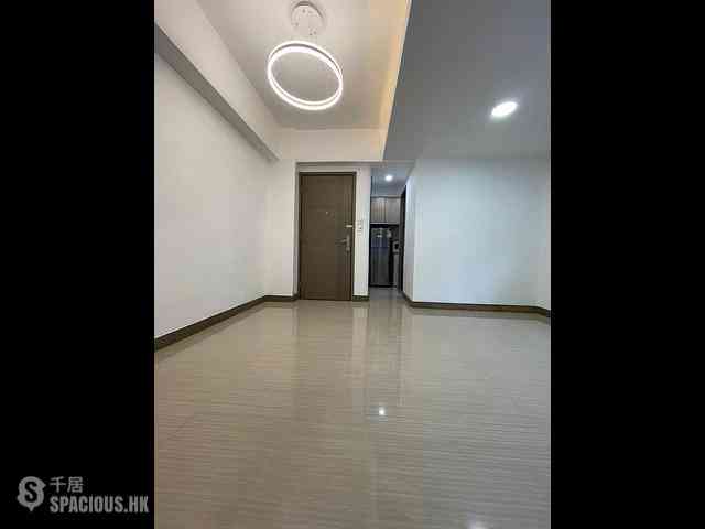Sai Ying Pun - Wing Fong Mansion 02