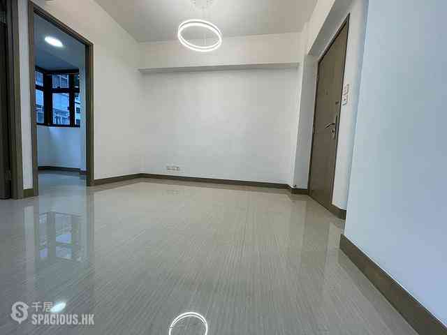 Sai Ying Pun - Wing Fong Mansion 03