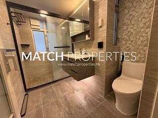 Sai Ying Pun - 380-382, Queen's Road West 03