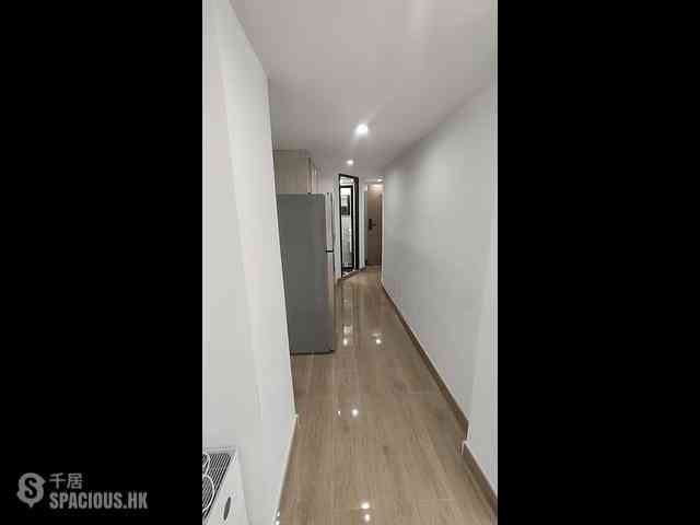 Sai Ying Pun - 21, Sai Yuen Lane 07