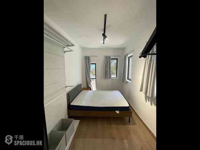 Sai Ying Pun - 21, Sai Yuen Lane 22