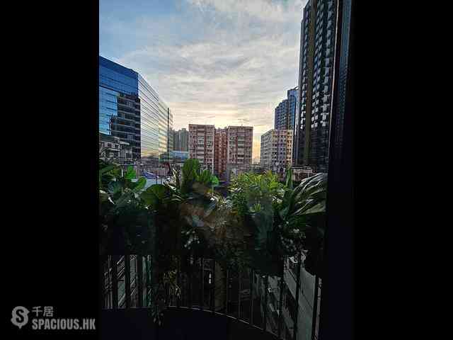Tai Kok Tsui - Square Mile Phase 5 Gateway · Square Mile 01