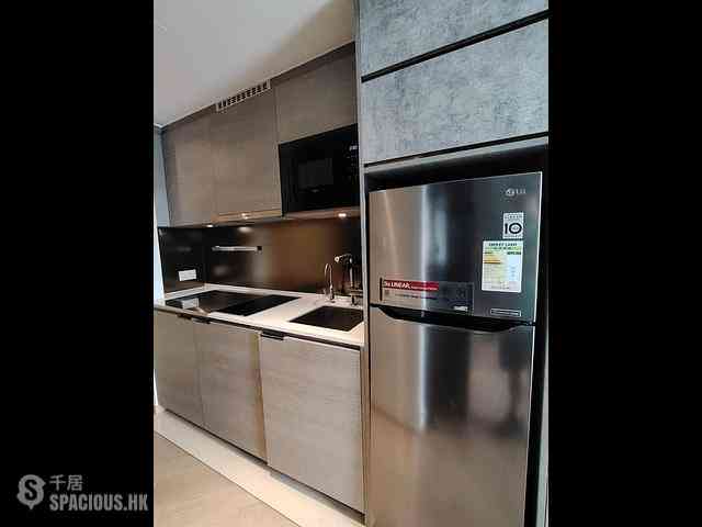 Hung Hom - Upper East Tower 1C 04