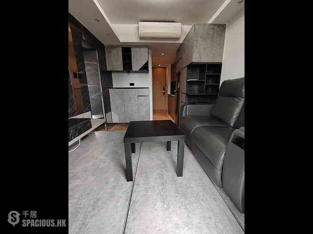 Hung Hom - Upper East Tower 1C 05