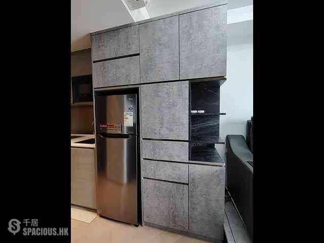 Hung Hom - Upper East Tower 1C 08