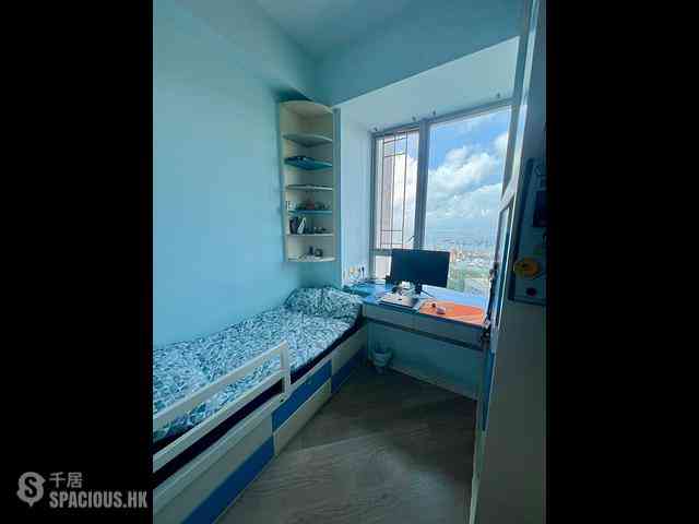 Yau Ma Tei - The Coronation Tower 3 07