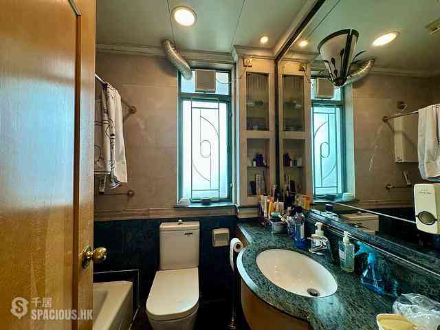 Kam Tin - Parkside Villa Block 1 09