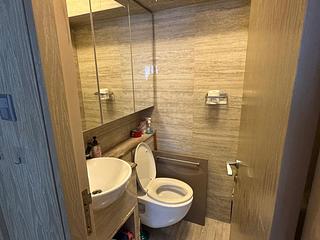 Kennedy Town - Lungga Mansion 11