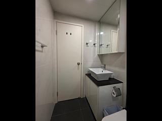 Sai Ying Pun - Tong Nam Mansion 10