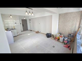 Sai Ying Pun - Tak Yan Building 04