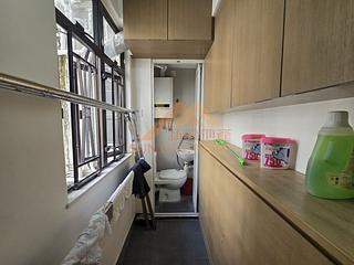 Mid Levels West - Realty Gardens Vienna Court (Block 5) 10