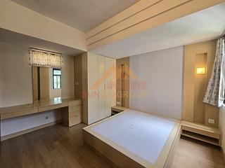 Mid Levels West - Realty Gardens Vienna Court (Block 5) 06