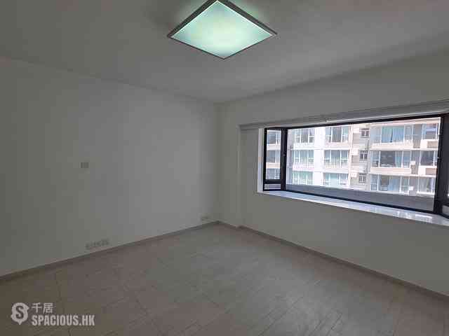 Wan Chai - Suncrest Tower 08