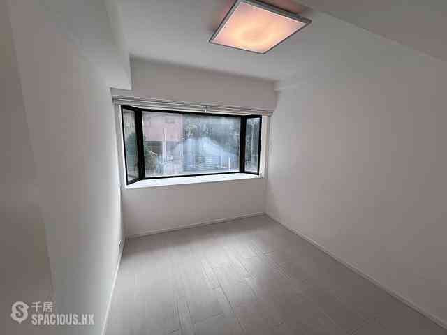 Wan Chai - Suncrest Tower 14