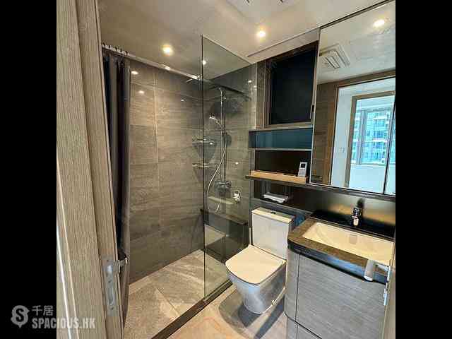 Pak Shek Kok - Solaria Tower 8 08