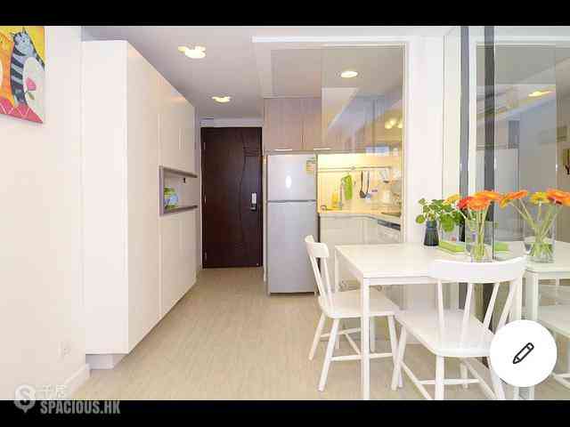 Wan Chai - Hung Fook Mansion 01