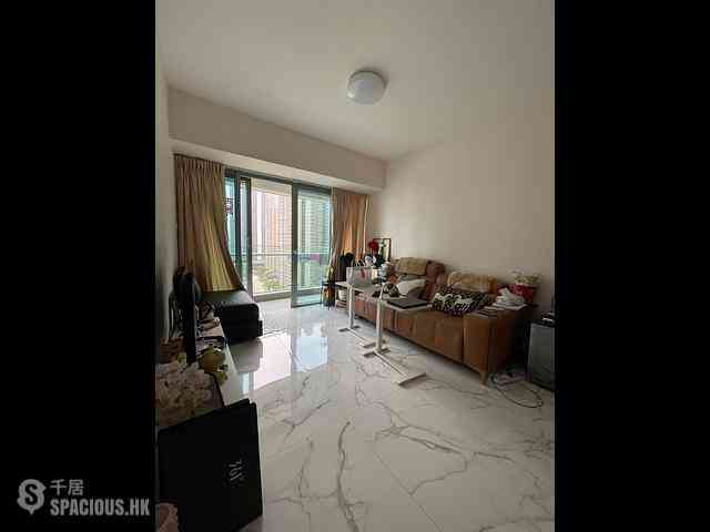 West Kowloon - The Harbourside Block 2 01