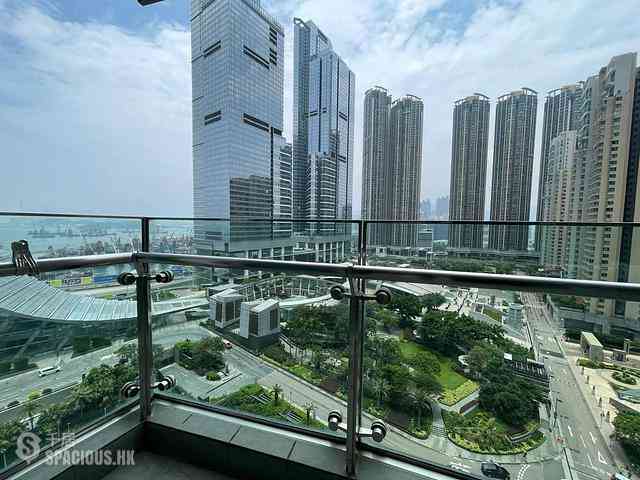 West Kowloon - The Harbourside Block 2 02