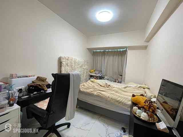West Kowloon - The Harbourside Block 2 07