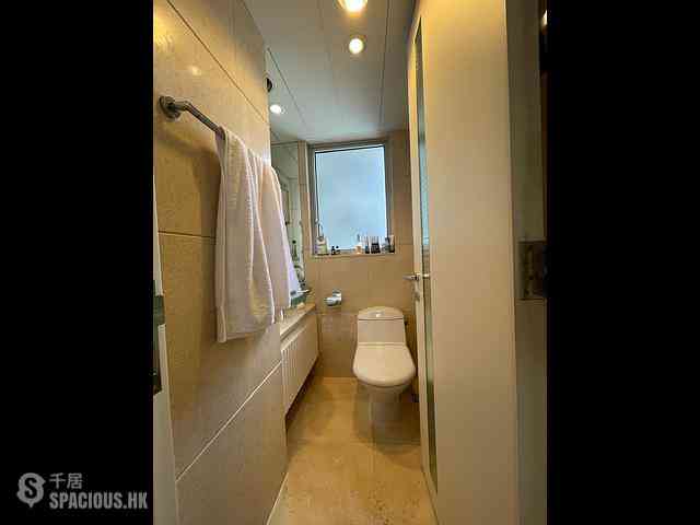 West Kowloon - The Harbourside Block 2 08